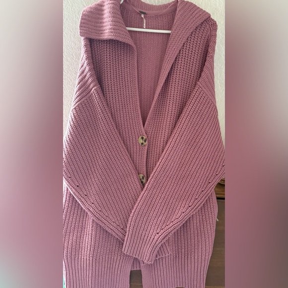 Free People Sweaters - Free People
Knitted oversized Swim Too Deep Cardi
